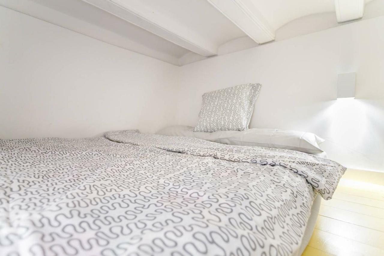 Nice Apartment In Sants Barcelona Eksteriør billede